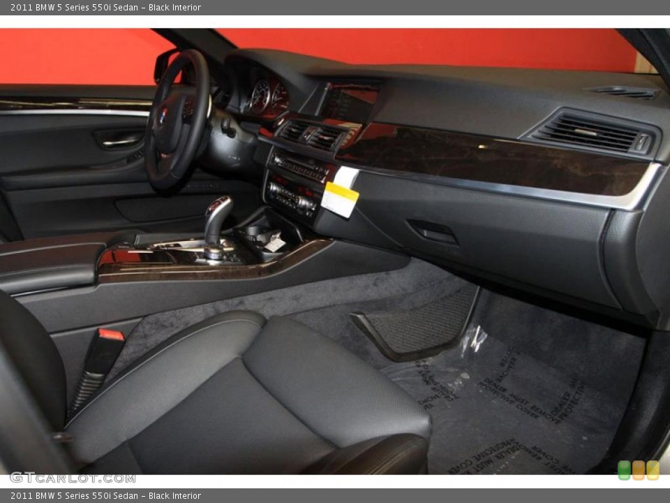 Black Interior Dashboard for the 2011 BMW 5 Series 550i Sedan #39479578