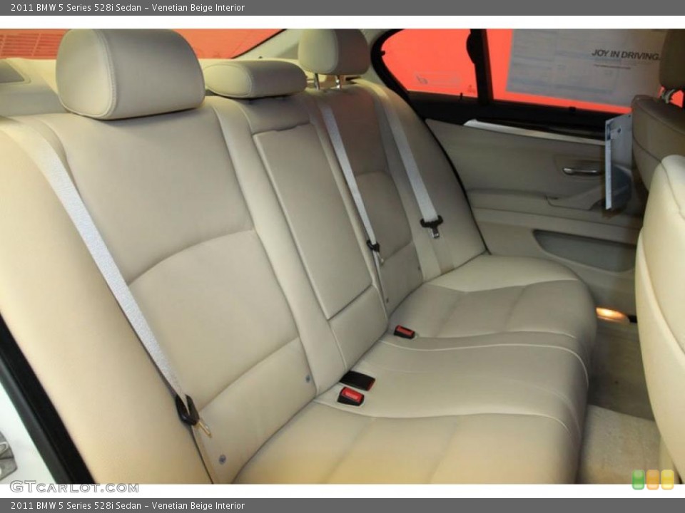 Venetian Beige Interior Photo for the 2011 BMW 5 Series 528i Sedan #39479866