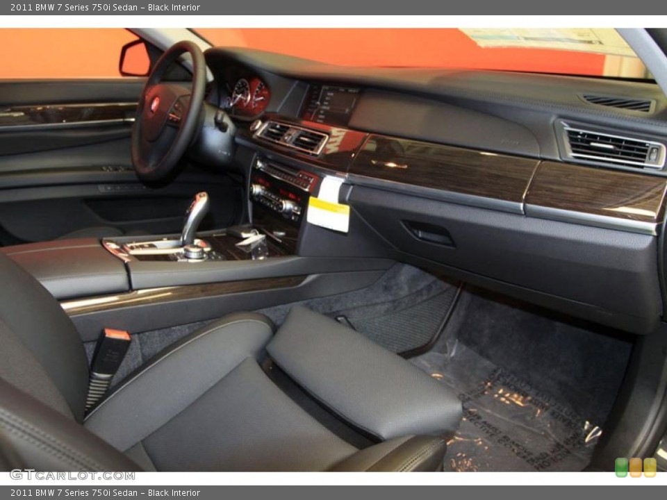 Black Interior Dashboard for the 2011 BMW 7 Series 750i Sedan #39480510