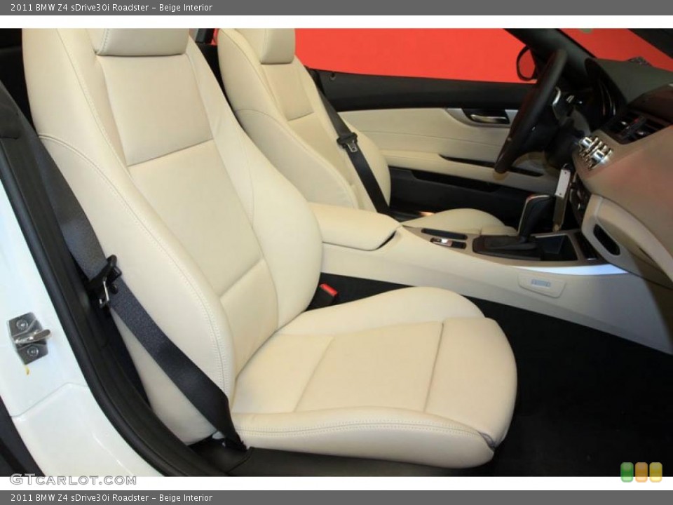 Beige Interior Photo for the 2011 BMW Z4 sDrive30i Roadster #39484785