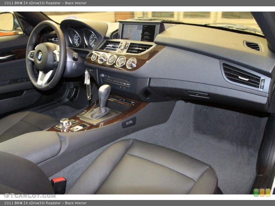 Black Interior Dashboard for the 2011 BMW Z4 sDrive30i Roadster #39485037