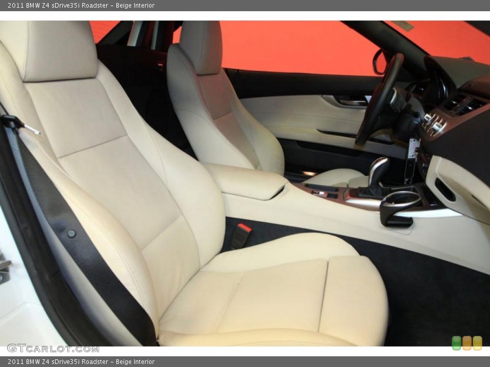 Beige Interior Photo for the 2011 BMW Z4 sDrive35i Roadster #39485537