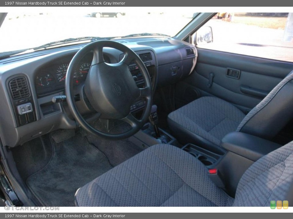 Dark Gray Interior Photo for the 1997 Nissan Hardbody Truck SE Extended Cab #39487400