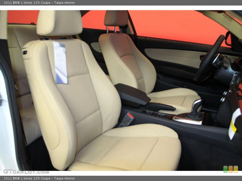 Taupe Interior Photo for the 2011 BMW 1 Series 135i Coupe #39491348