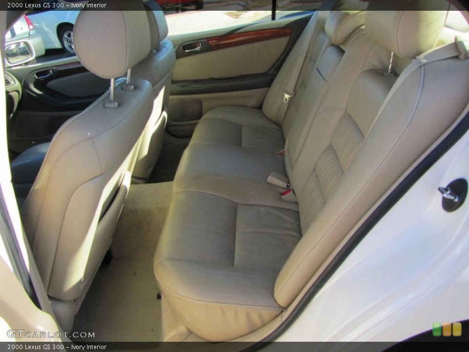 Ivory Interior Photo for the 2000 Lexus GS 300 #39494492