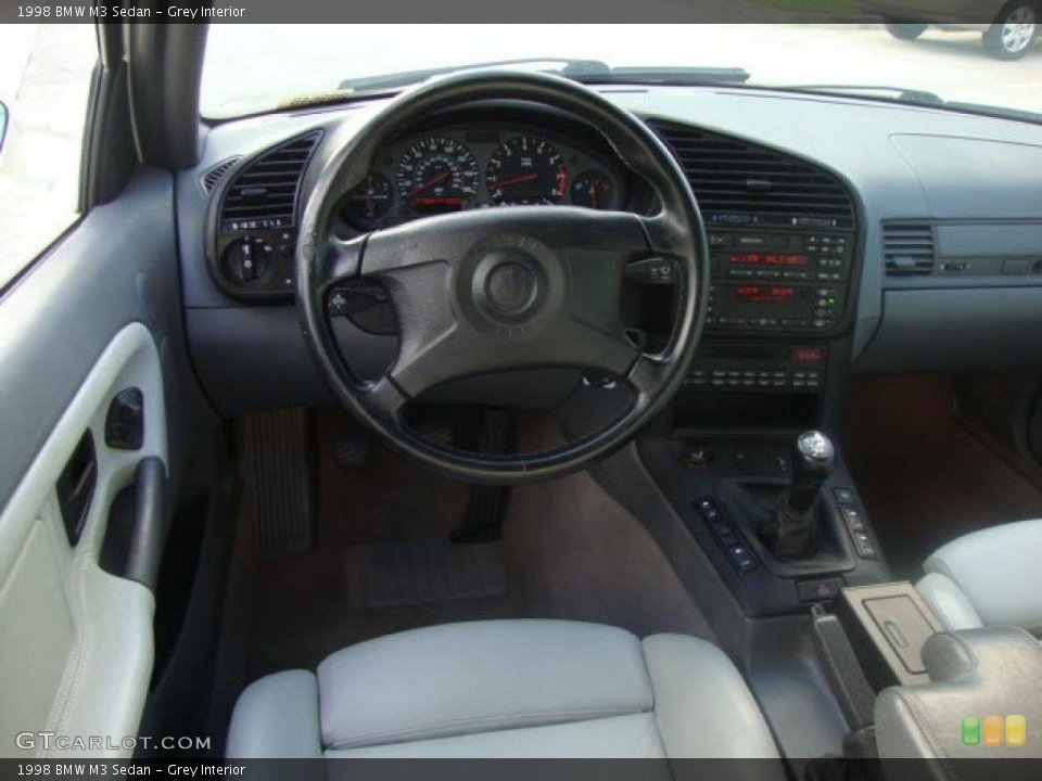 Grey Interior Dashboard for the 1998 BMW M3 Sedan #39499525