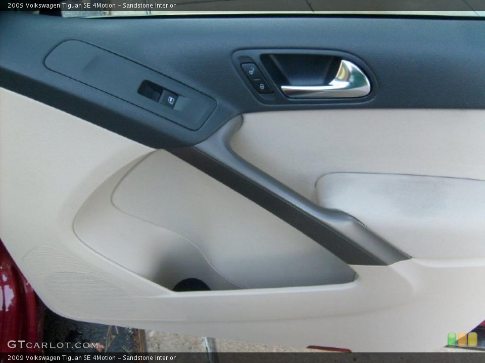 Sandstone Interior Door Panel for the 2009 Volkswagen Tiguan SE 4Motion #39506784