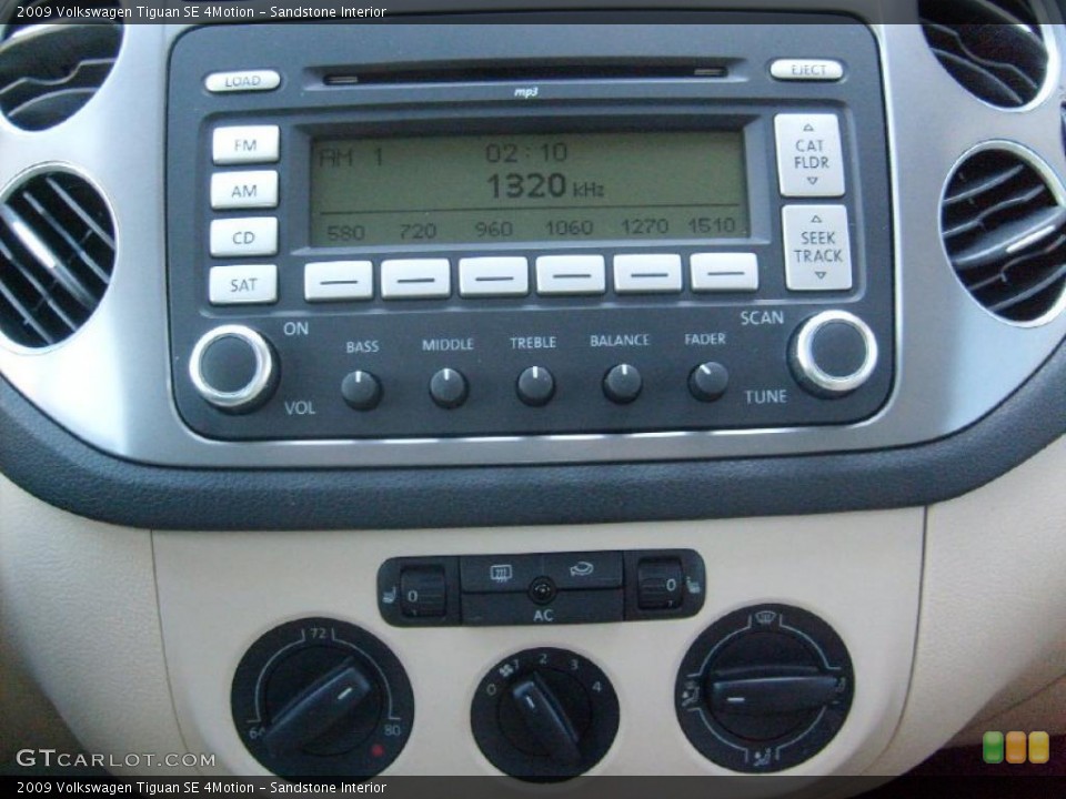 Sandstone Interior Controls for the 2009 Volkswagen Tiguan SE 4Motion #39506796
