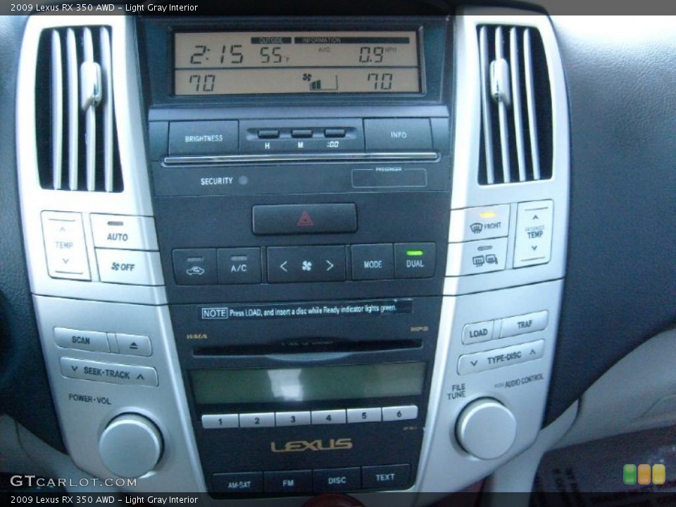Light Gray Interior Controls for the 2009 Lexus RX 350 AWD #39507136
