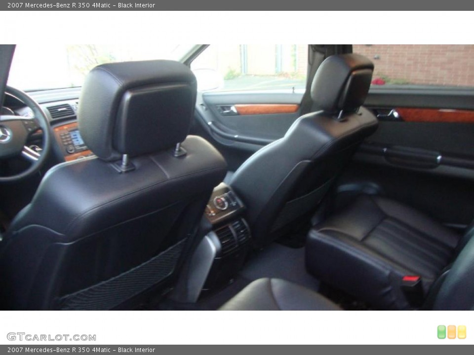 Black Interior Photo for the 2007 Mercedes-Benz R 350 4Matic #39509660