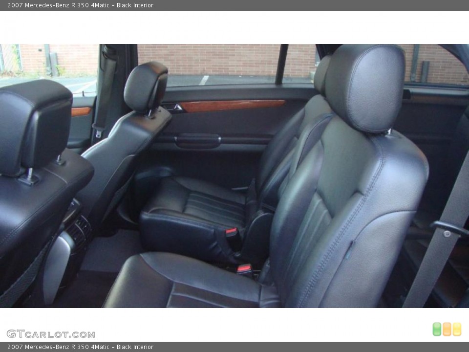 Black Interior Photo for the 2007 Mercedes-Benz R 350 4Matic #39509672