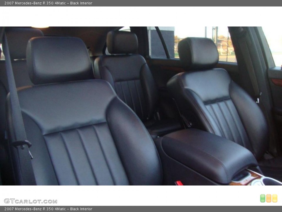 Black Interior Photo for the 2007 Mercedes-Benz R 350 4Matic #39509772