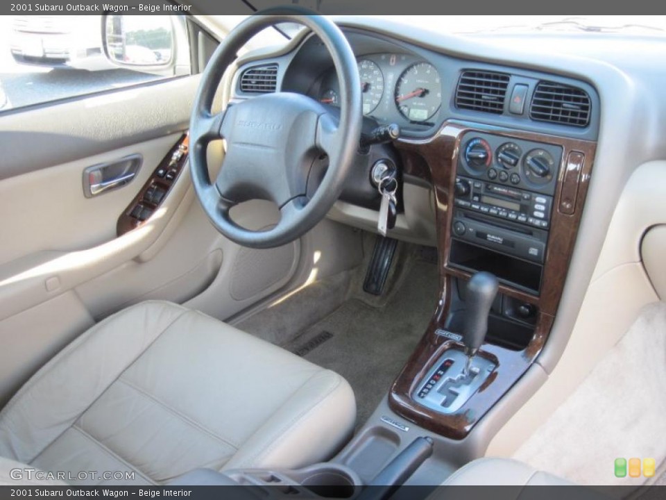 Beige Interior Photo for the 2001 Subaru Outback Wagon #39510812