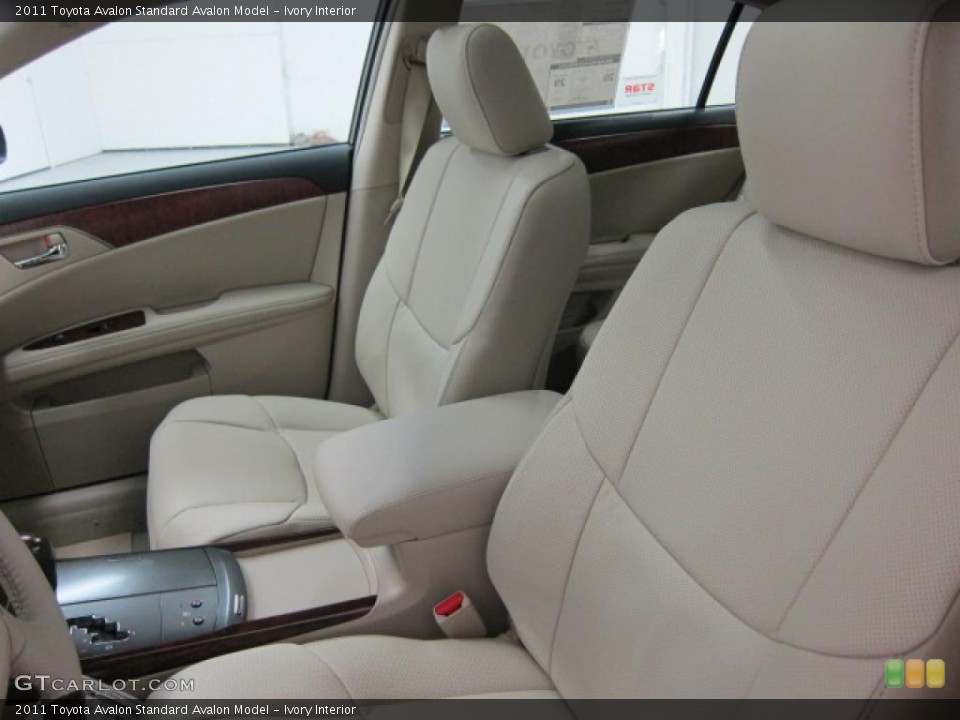 Ivory Interior Photo for the 2011 Toyota Avalon  #39511440