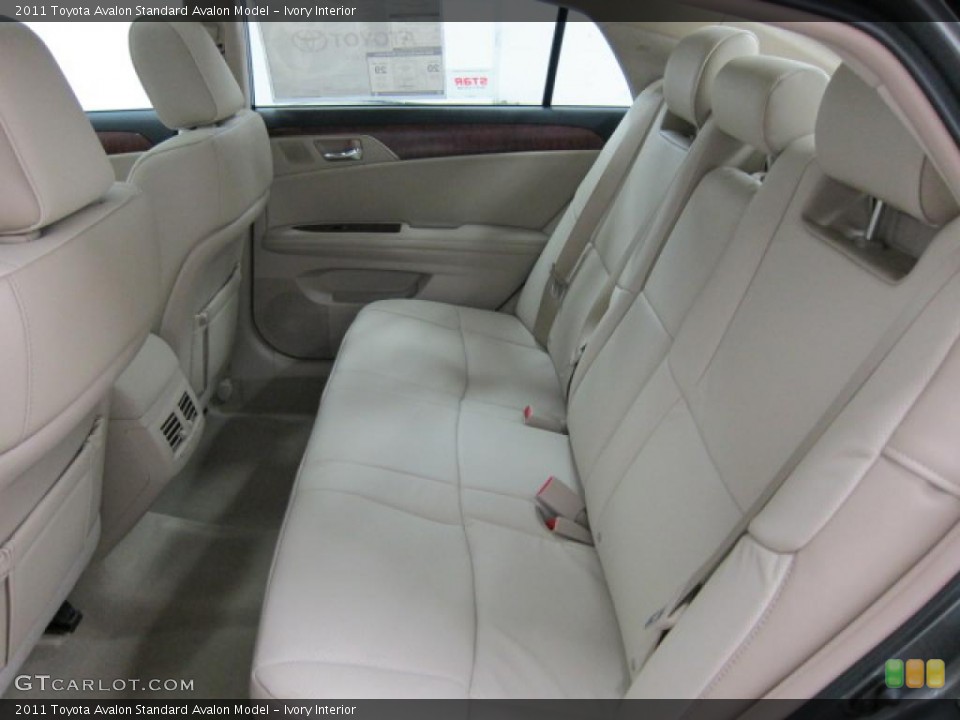 Ivory Interior Photo for the 2011 Toyota Avalon  #39511456