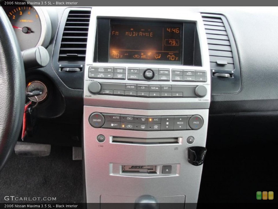 Black Interior Controls for the 2006 Nissan Maxima 3.5 SL #39516164