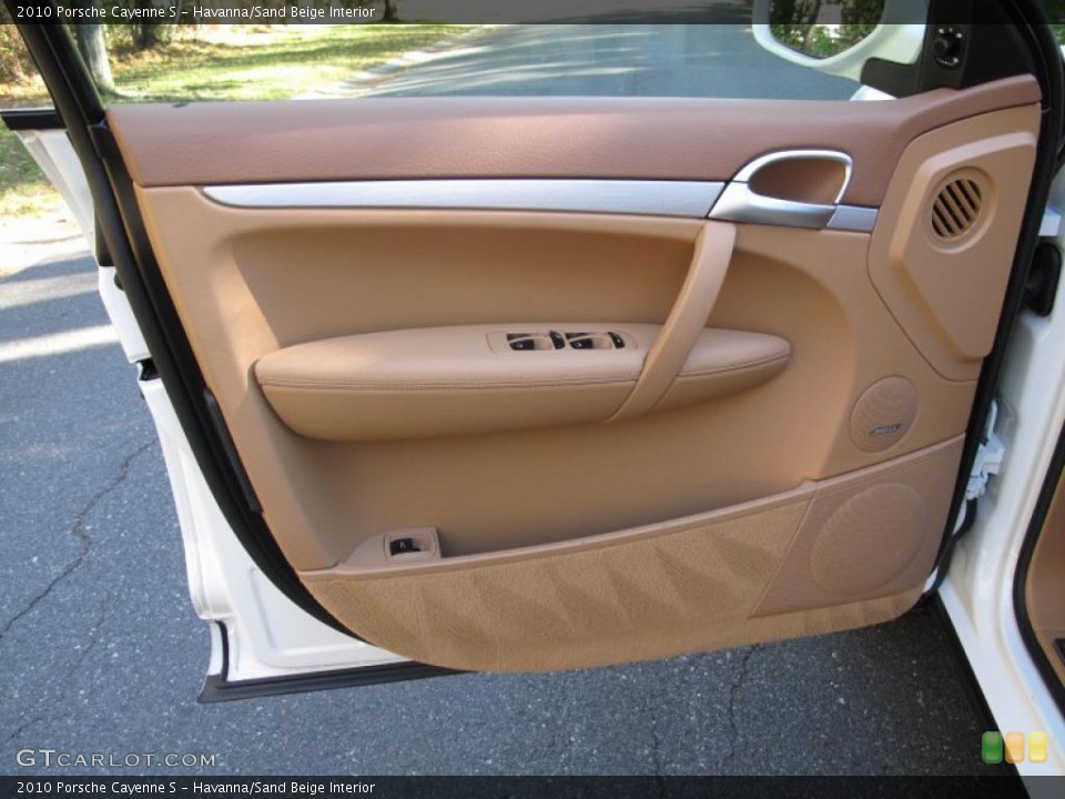 Havanna/Sand Beige Interior Door Panel for the 2010 Porsche Cayenne S #39517056