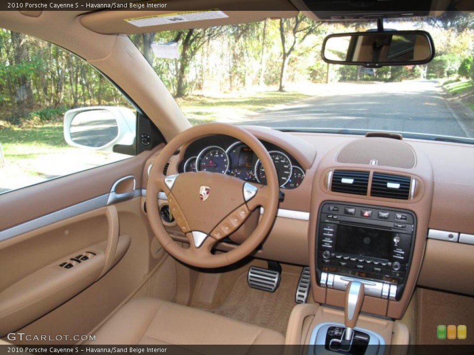 Havanna/Sand Beige Interior Photo for the 2010 Porsche Cayenne S #39517080