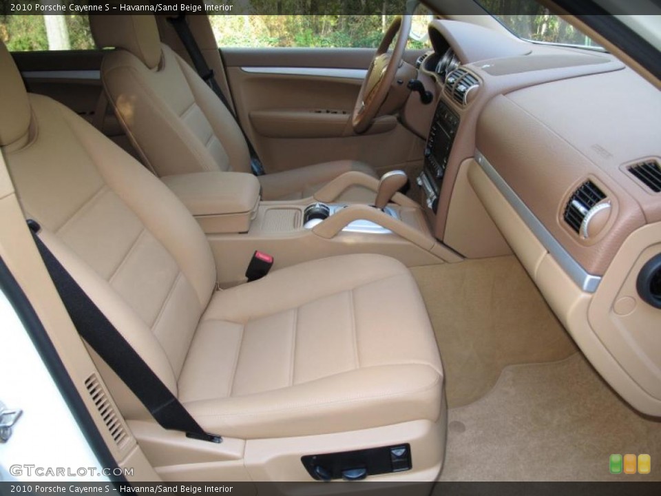 Havanna/Sand Beige Interior Photo for the 2010 Porsche Cayenne S #39517160