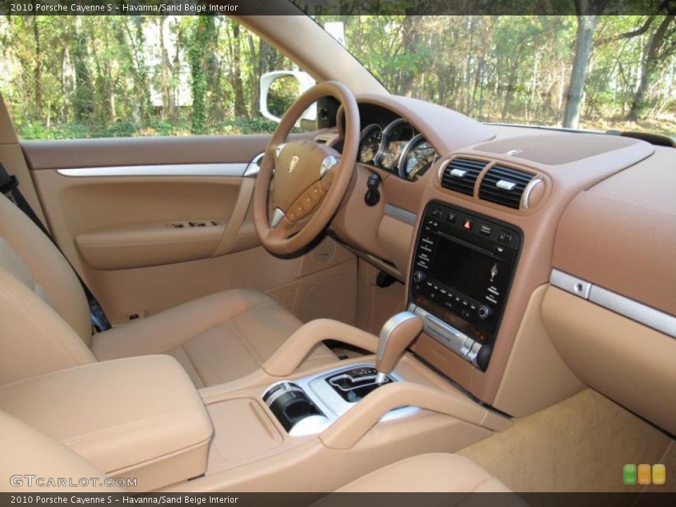 Havanna/Sand Beige Interior Photo for the 2010 Porsche Cayenne S #39517172
