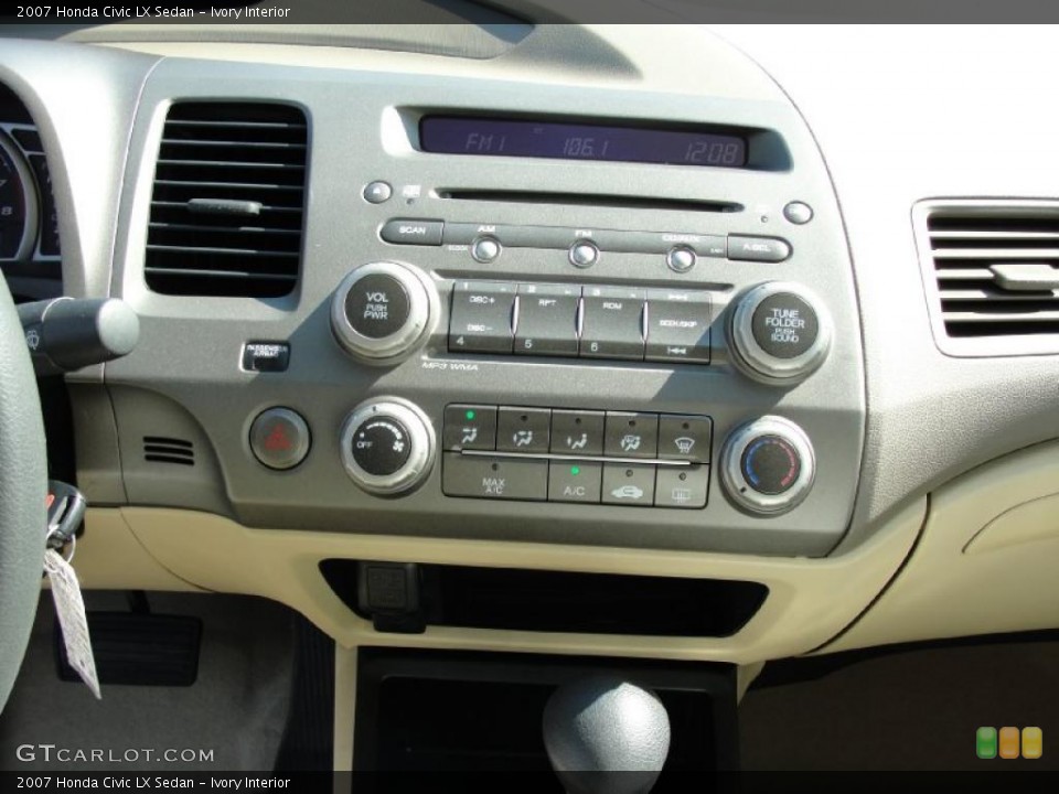 Ivory Interior Controls for the 2007 Honda Civic LX Sedan #39517788