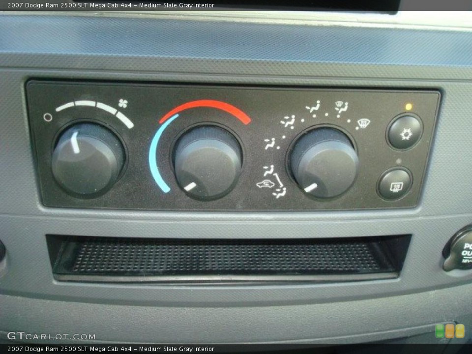 Medium Slate Gray Interior Controls for the 2007 Dodge Ram 2500 SLT Mega Cab 4x4 #39519813