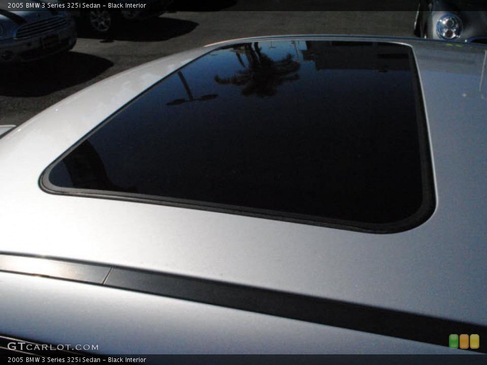 Black Interior Sunroof for the 2005 BMW 3 Series 325i Sedan #39524157