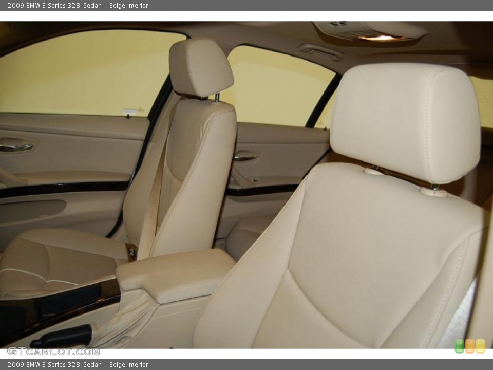 Beige Interior Photo for the 2009 BMW 3 Series 328i Sedan #39526685