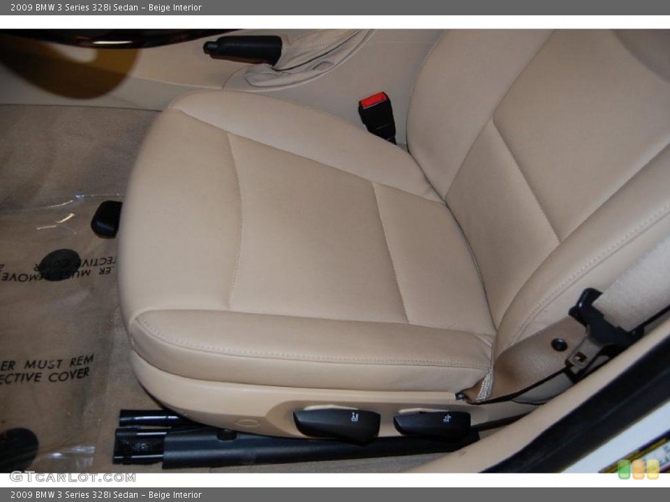 Beige Interior Photo for the 2009 BMW 3 Series 328i Sedan #39526697