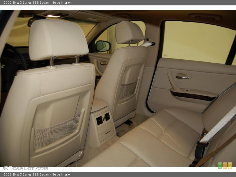 Beige Interior Photo for the 2009 BMW 3 Series 328i Sedan #39526741