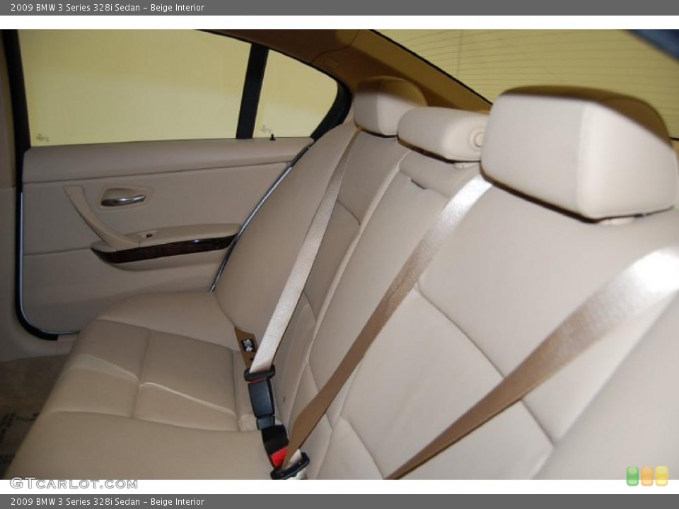 Beige Interior Photo for the 2009 BMW 3 Series 328i Sedan #39526769
