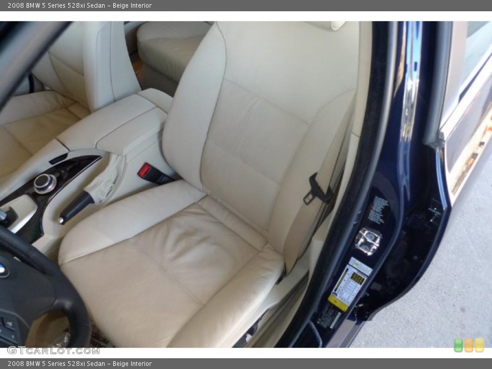Beige Interior Photo for the 2008 BMW 5 Series 528xi Sedan #39528617