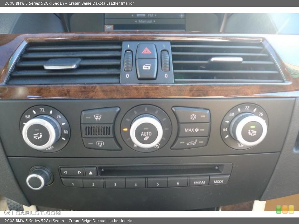 Cream Beige Dakota Leather Interior Controls for the 2008 BMW 5 Series 528xi Sedan #39529561
