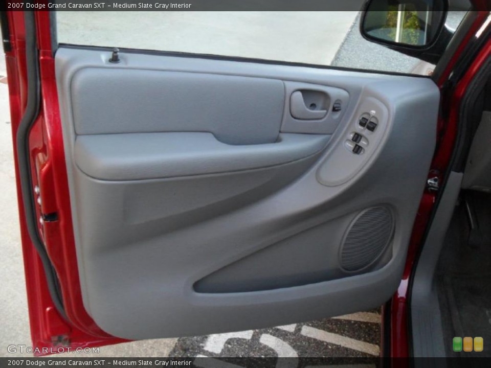 Medium Slate Gray Interior Door Panel for the 2007 Dodge Grand Caravan SXT #39533933