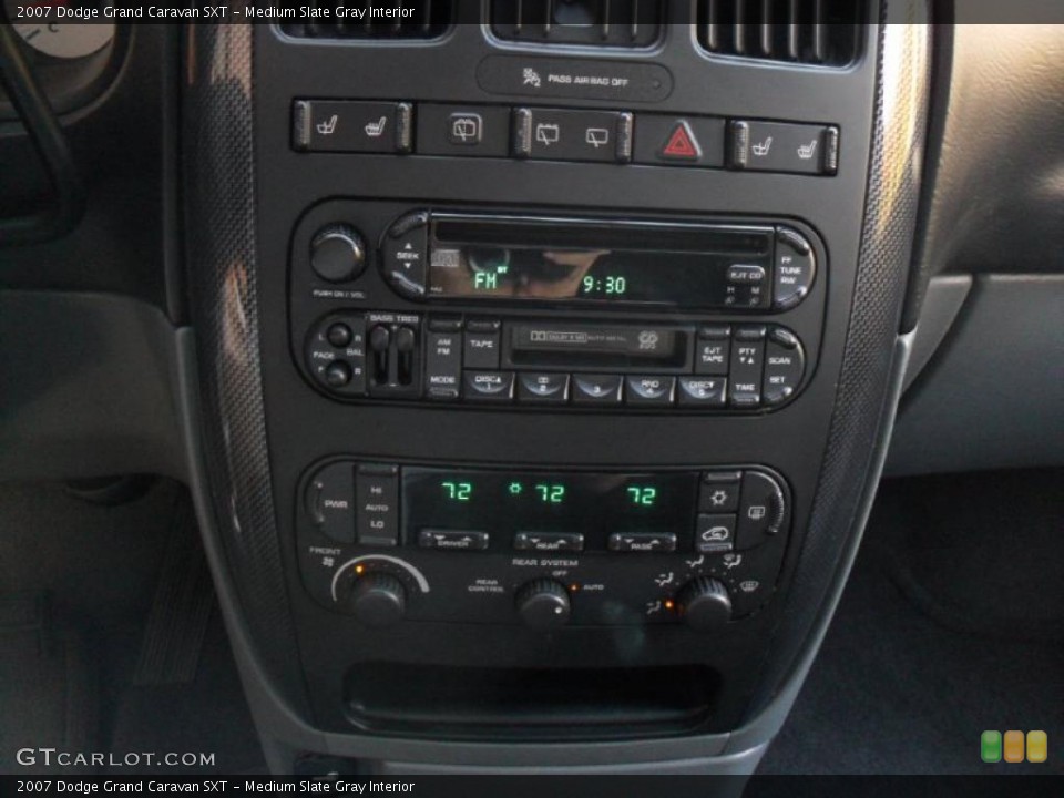 Medium Slate Gray Interior Controls for the 2007 Dodge Grand Caravan SXT #39533965