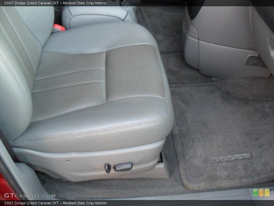 Medium Slate Gray Interior Photo for the 2007 Dodge Grand Caravan SXT #39534141