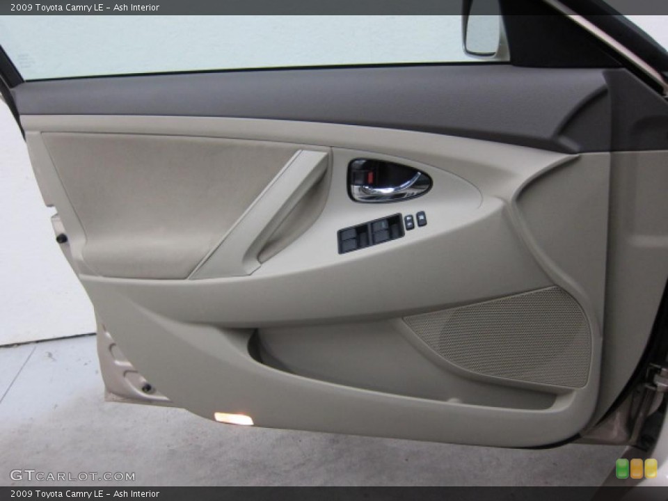 Ash Interior Door Panel for the 2009 Toyota Camry LE #39535470
