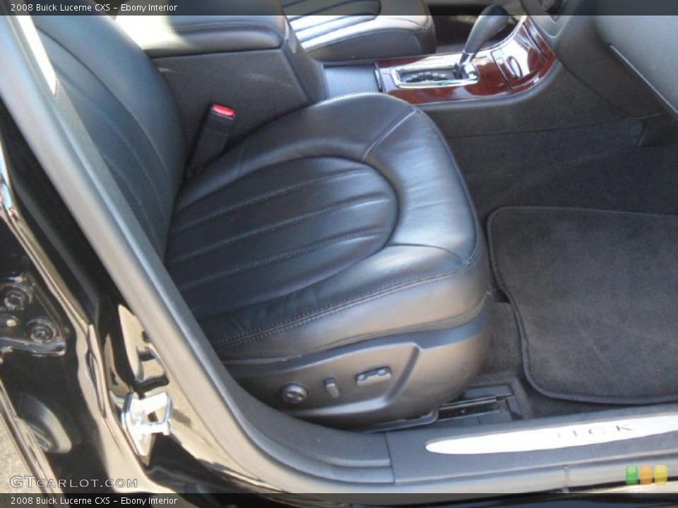 Ebony Interior Photo for the 2008 Buick Lucerne CXS #39537089
