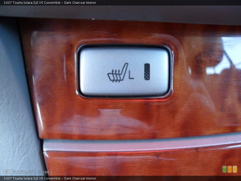 Dark Charcoal Interior Controls for the 2007 Toyota Solara SLE V6 Convertible #39537409