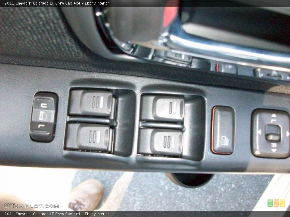 Ebony Interior Controls for the 2011 Chevrolet Colorado LT Crew Cab 4x4 #39538754