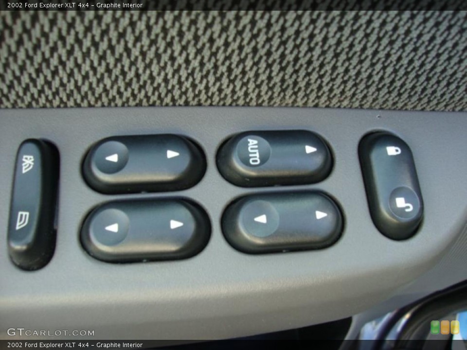 Graphite Interior Controls for the 2002 Ford Explorer XLT 4x4 #39544366