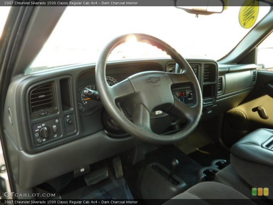 Dark Charcoal Interior Dashboard for the 2007 Chevrolet Silverado 1500 Classic Regular Cab 4x4 #39555135