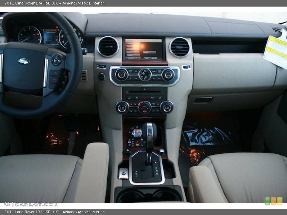 Almond/Arabica Interior Dashboard for the 2011 Land Rover LR4 HSE LUX #39567562