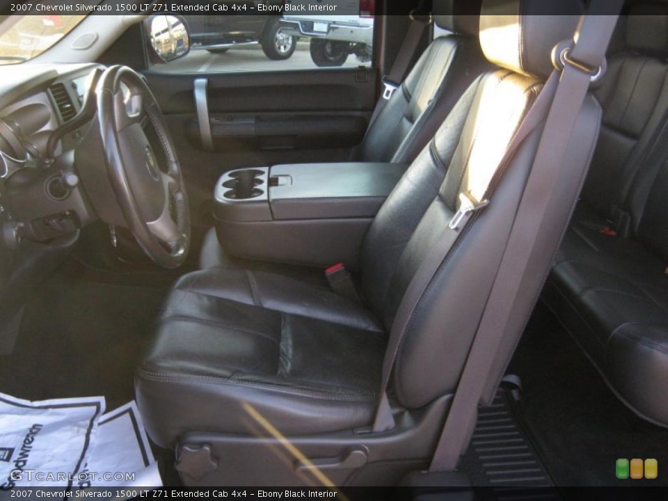 Ebony Black Interior Photo for the 2007 Chevrolet Silverado 1500 LT Z71 Extended Cab 4x4 #39570295