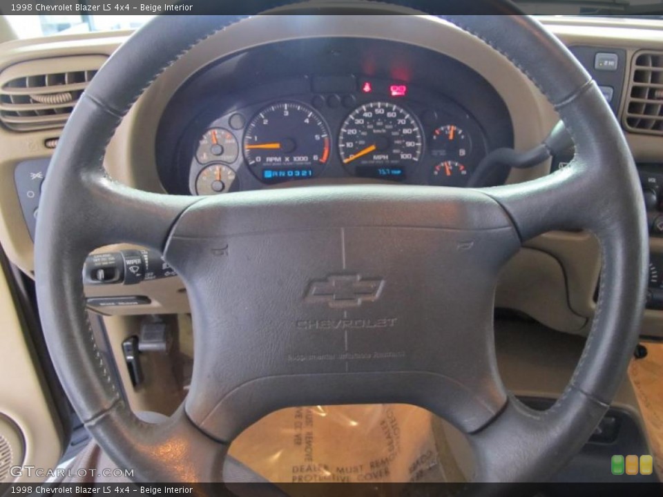 Beige Interior Steering Wheel for the 1998 Chevrolet Blazer LS 4x4 #39571011
