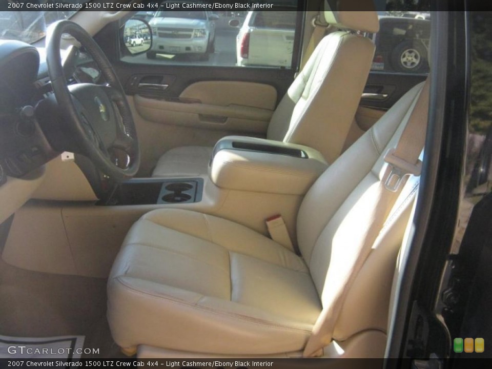 Light Cashmere/Ebony Black Interior Photo for the 2007 Chevrolet Silverado 1500 LTZ Crew Cab 4x4 #39573391