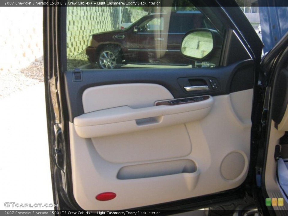 Light Cashmere/Ebony Black Interior Door Panel for the 2007 Chevrolet Silverado 1500 LTZ Crew Cab 4x4 #39573447