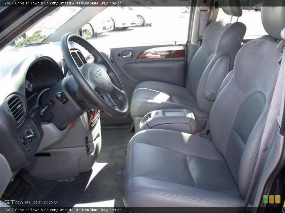 Medium Slate Gray Interior Photo for the 2007 Chrysler Town & Country Limited #39576829