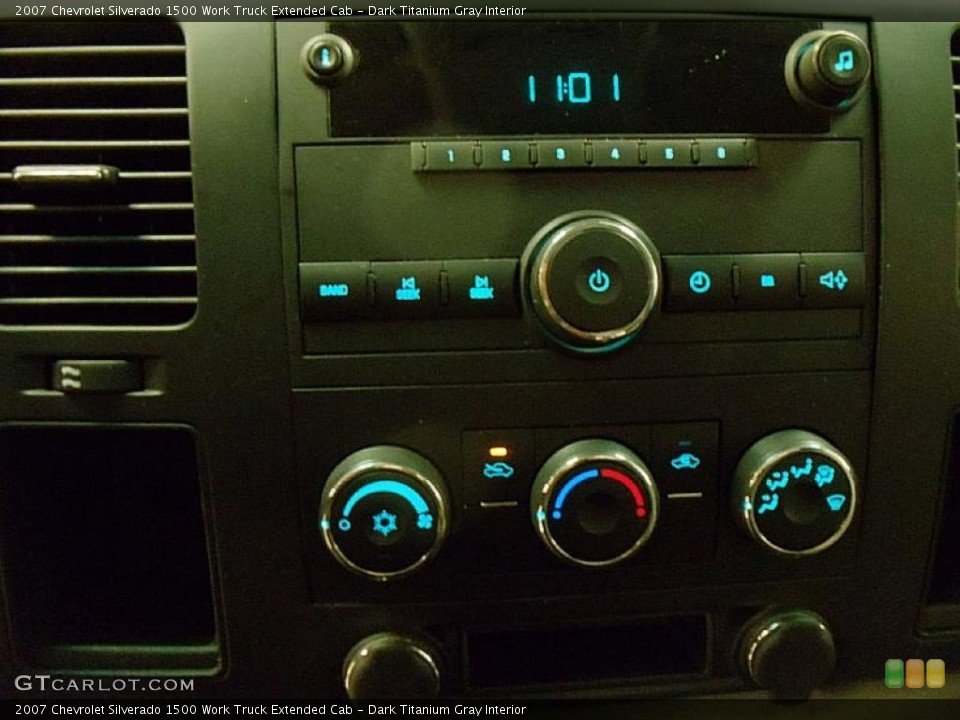 Dark Titanium Gray Interior Controls for the 2007 Chevrolet Silverado 1500 Work Truck Extended Cab #39582469