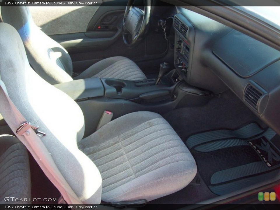 Dark Grey Interior Photo for the 1997 Chevrolet Camaro RS Coupe #39583561